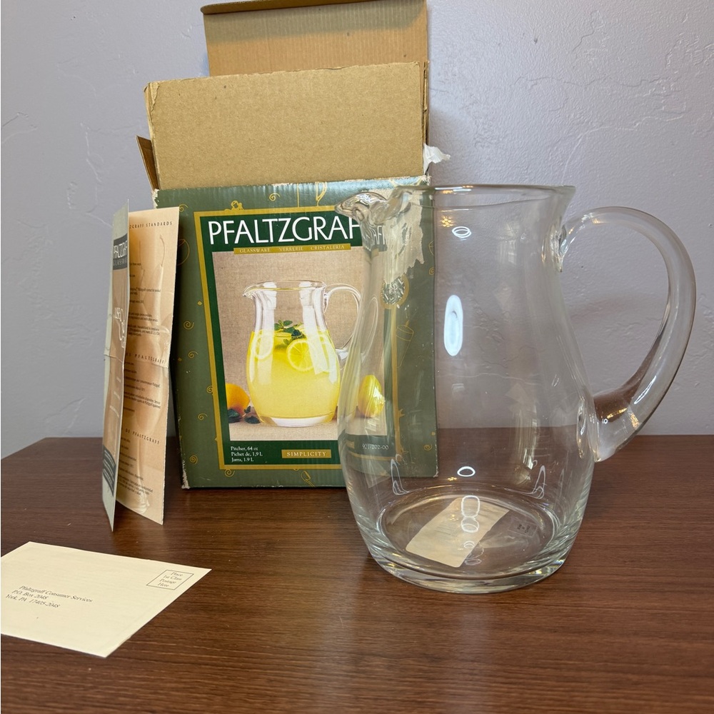 1996 Pfaltzgraff Simplicity Handblown Glass 64 oz Pitcher New in Box